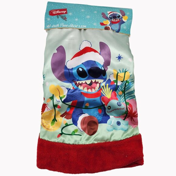 Disney 48-Inch Lilo & Stitch Christmas Tree Skirt Red Trim New - Picture 1 of 6